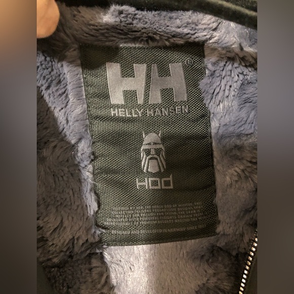 Helly Hansen Ski Jacket - Picture 9 of 13